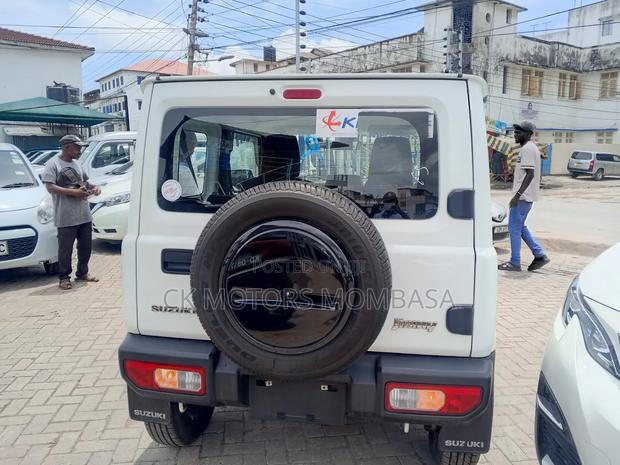 Suzuki Jimny 2019 White