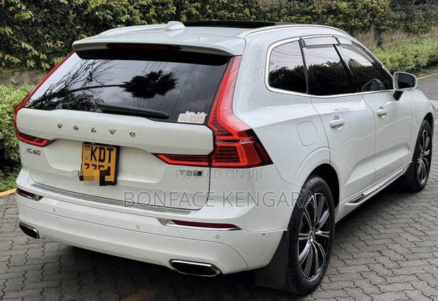 Volvo XC60 T5 Inscription FWD 2019 White