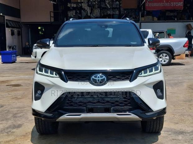 Toyota Fortuner 2.8 D AWD 2021 White
