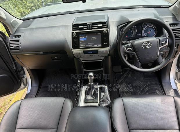 Toyota Land Cruiser Prado 3.0 190hp 2018 Silver