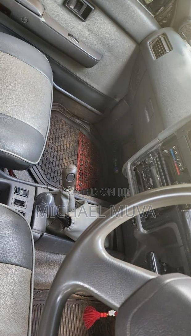 Toyota Hilux Surf 1999 Gray