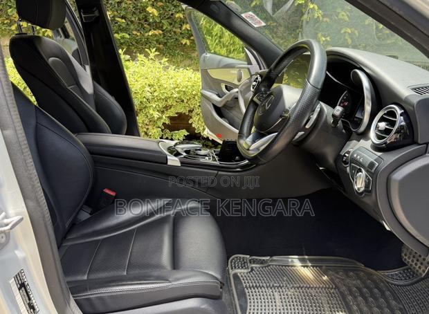Mercedes-Benz C180 2018 Silver