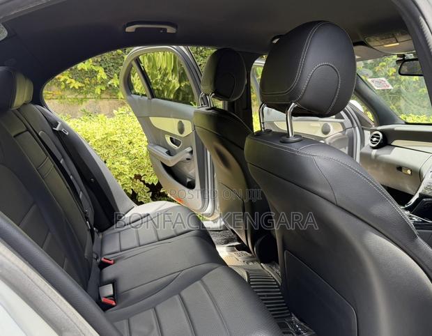 Mercedes-Benz C180 2018 Silver