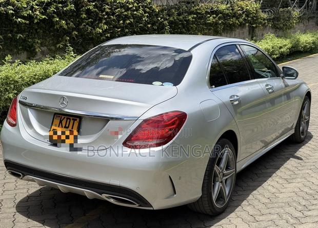 Mercedes-Benz C180 2018 Silver