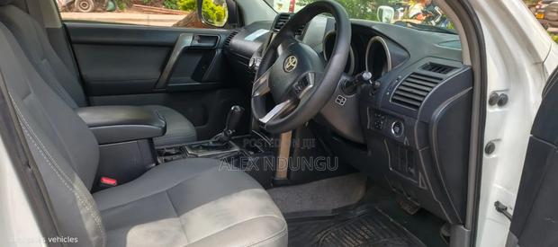 Toyota Land Cruiser Prado 2010 White