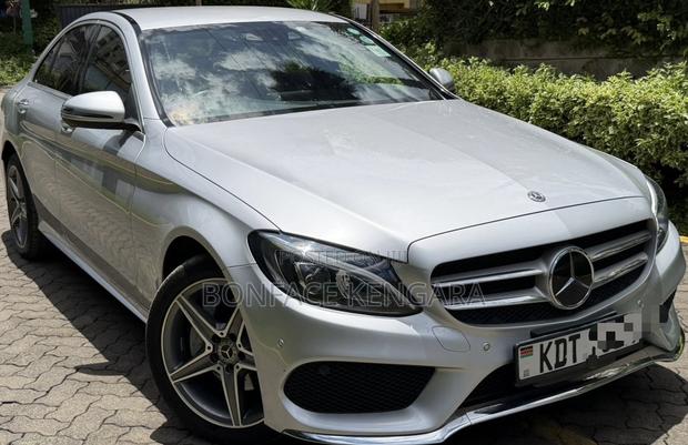 Mercedes-Benz C180 2018 Silver