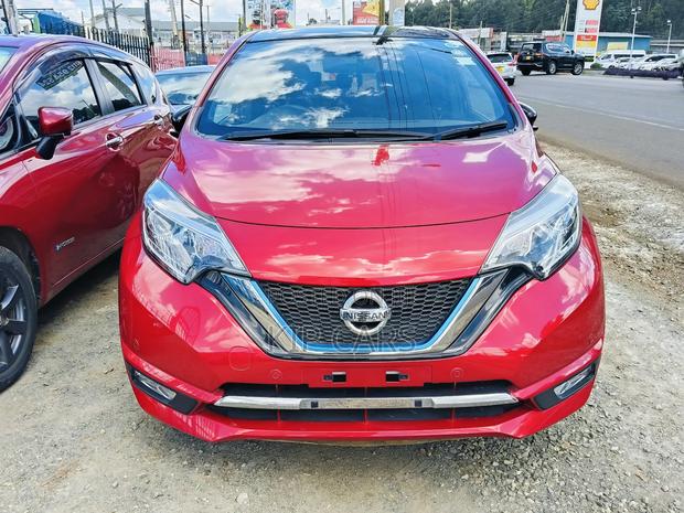 Nissan Note 1.2 Hybrid 2019 Red