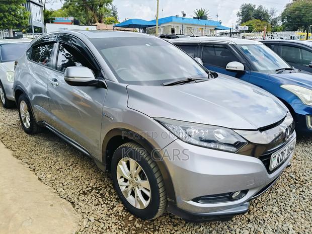 Honda Vezel 1.5 Hybrid 2WD 2017 Silver