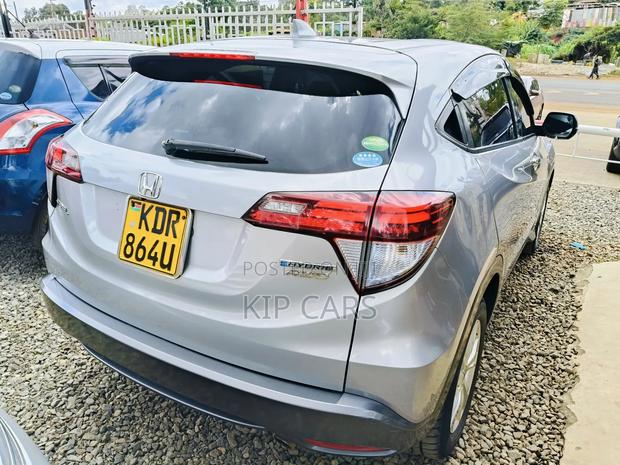 Honda Vezel 1.5 Hybrid 2WD 2017 Silver