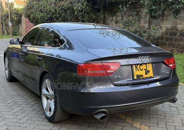 Audi A5 2.0T Premium Quattro 2010 Gray