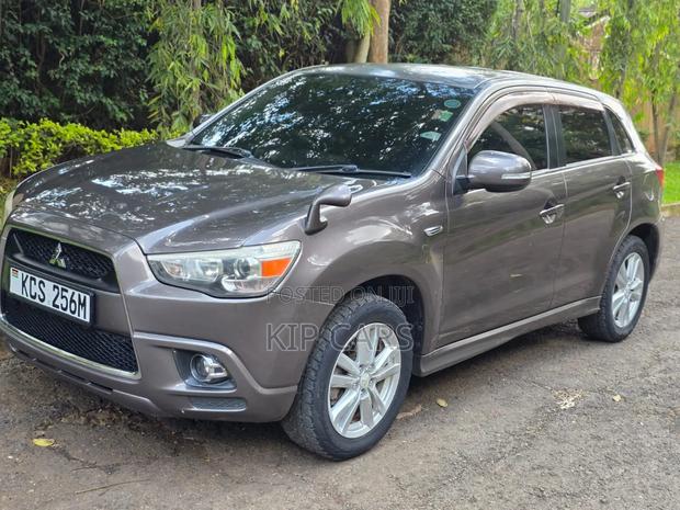 Mitsubishi RVR 2.0 2011 Gray