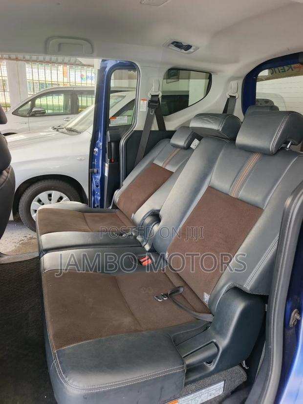 Toyota Sienta 1.5 FWD (6-seater) 2020 Blue
