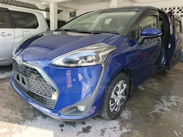 Toyota Sienta 1.5 FWD (6-seater) 2020 Blue