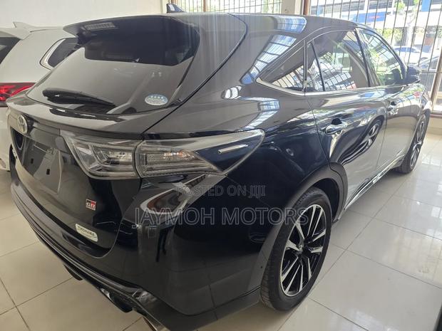 Toyota Harrier 2018 Black