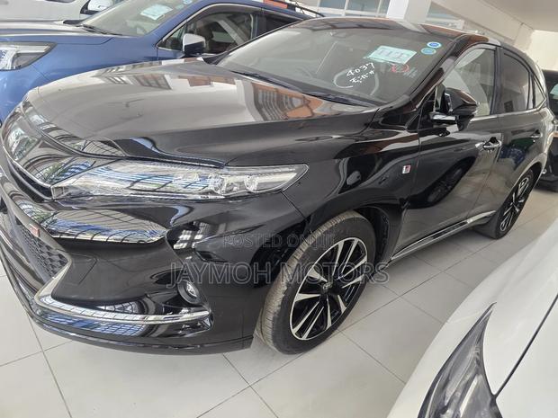Toyota Harrier 2018 Black