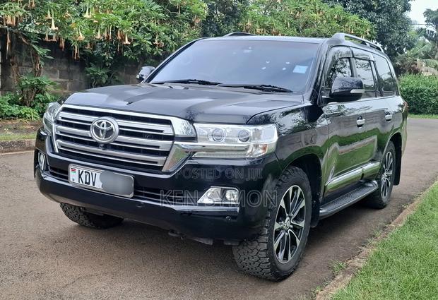 Toyota Land Cruiser 4.6 V8 ZX 2014 Black