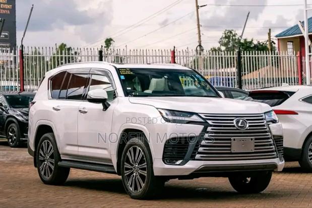 Lexus LX LX 600 2022