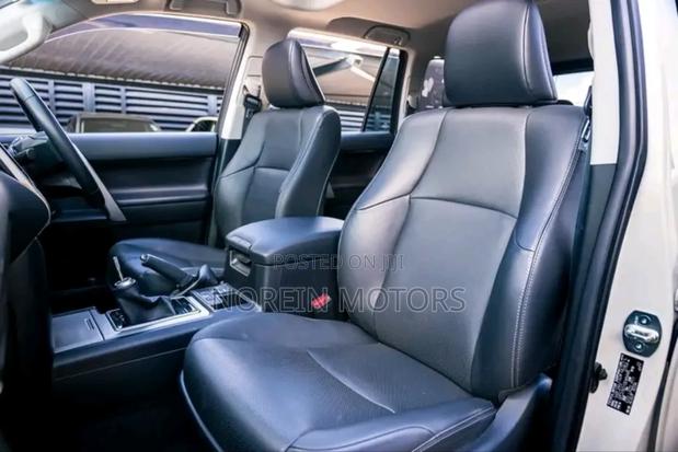 Toyota Land Cruiser Prado 2022