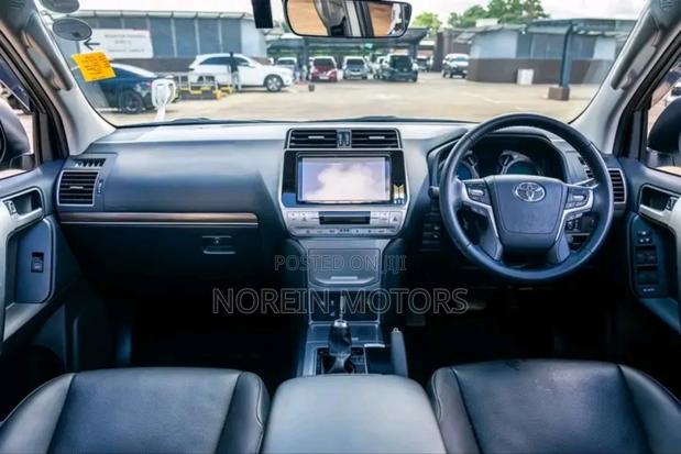 Toyota Land Cruiser Prado 2022