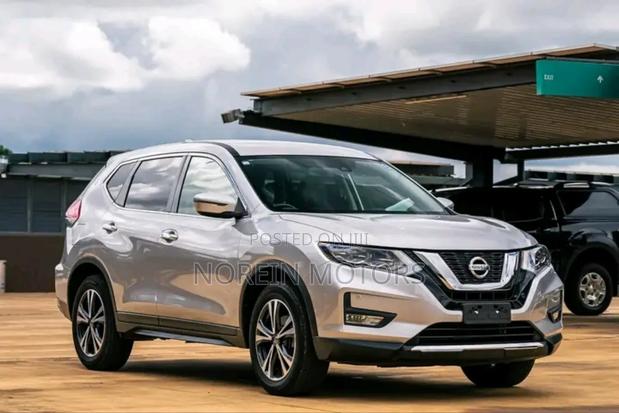 Nissan X-Trail 2019 Silver