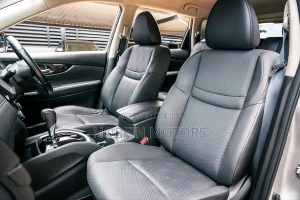 Nissan X-Trail 2019 Silver
