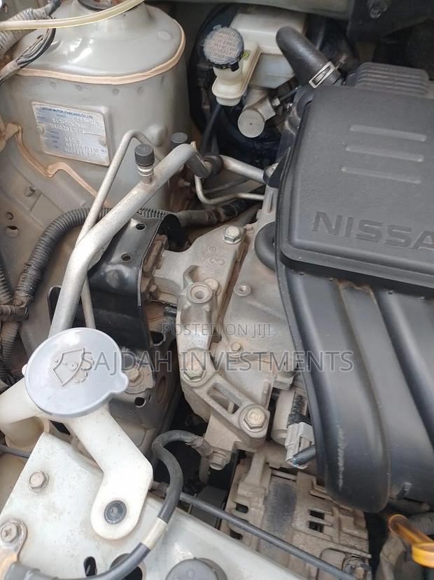 Nissan Latio 1.2 2013 Gray