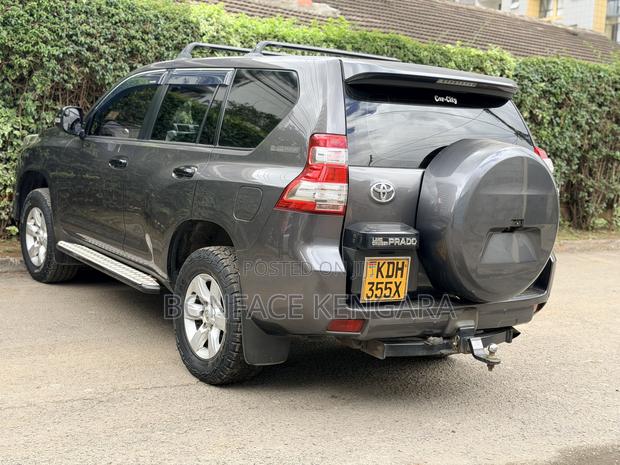 Toyota Land Cruiser Prado 3.0 D-4D (190 Hp) 2014 Gray