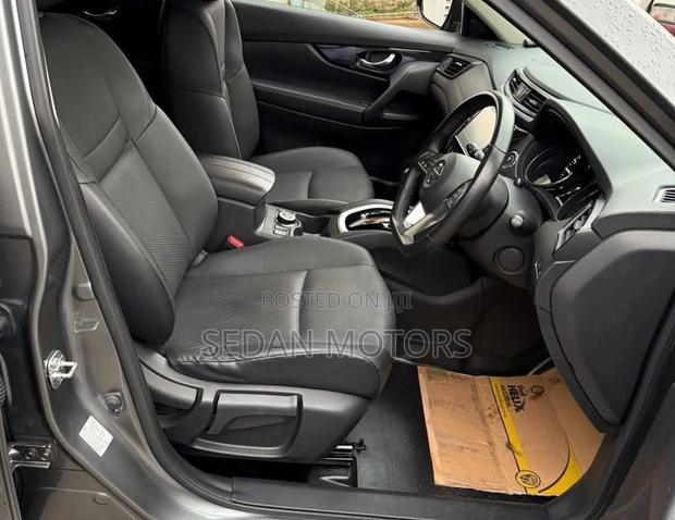Nissan X-Trail 2019 Gray