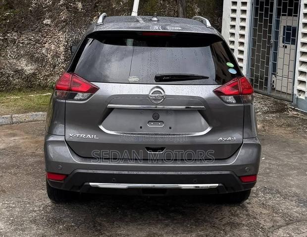 Nissan X-Trail 2019 Gray
