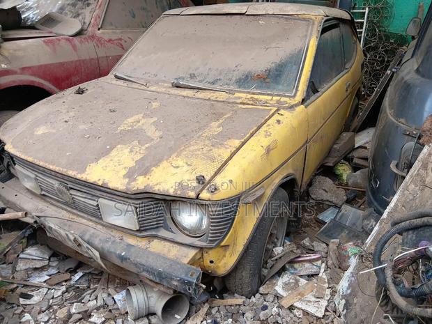 Suzuki T 1976 Yellow