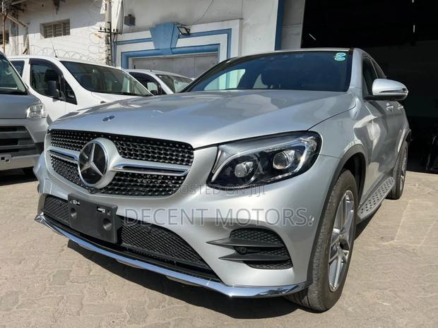 Mercedes-Benz GLC-Class 2019 Silver