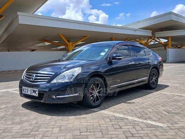 Nissan Teana 2012 Blue