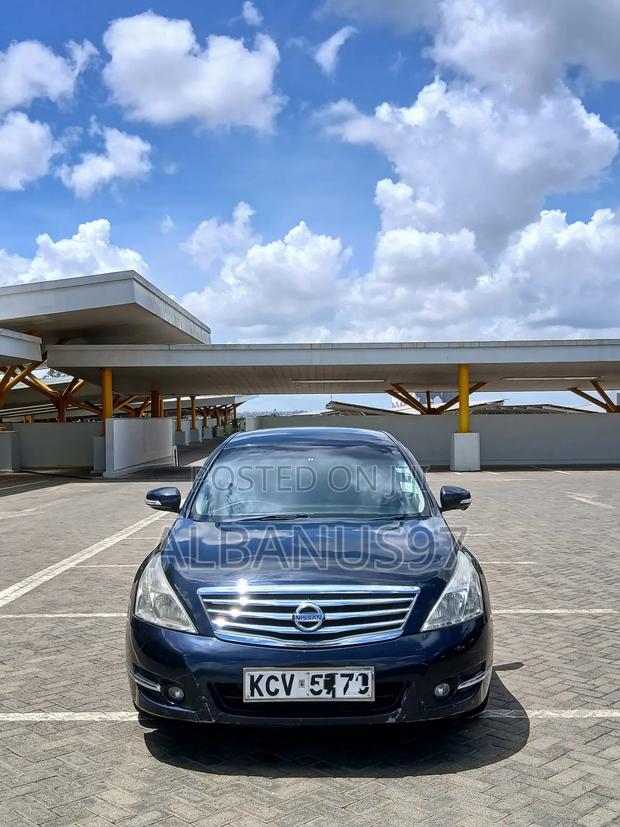 Nissan Teana 2012 Blue