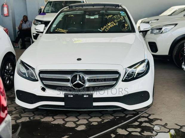 Mercedes-Benz E200 2019 Pearl