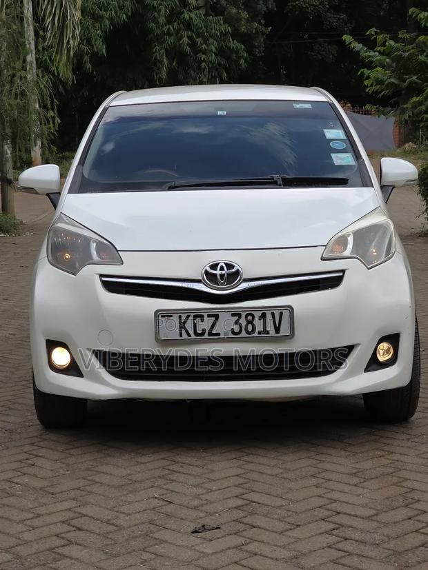 Toyota Ractis 2013 White