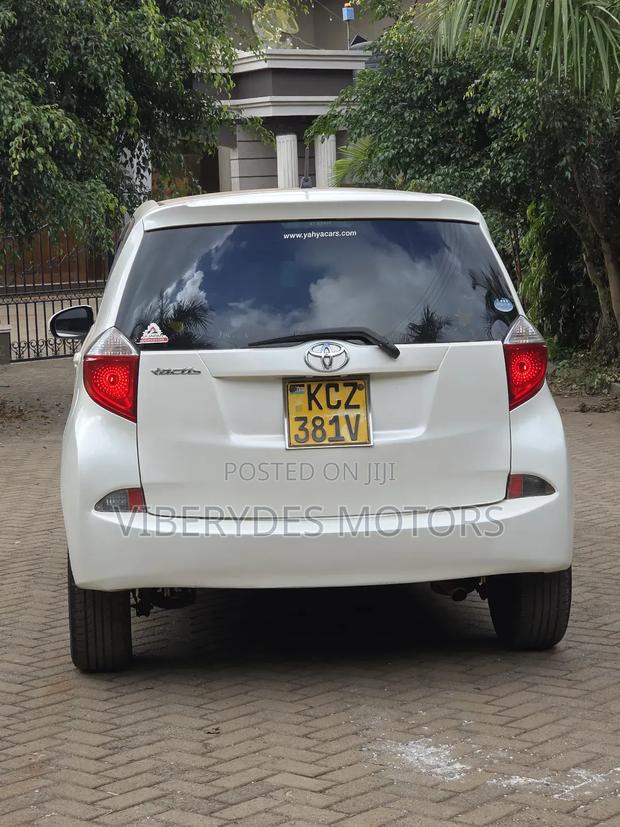 Toyota Ractis 2013 White