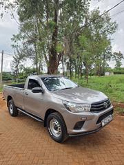 Toyota Hilux 2.4 Diesel 2020 Gold for sale