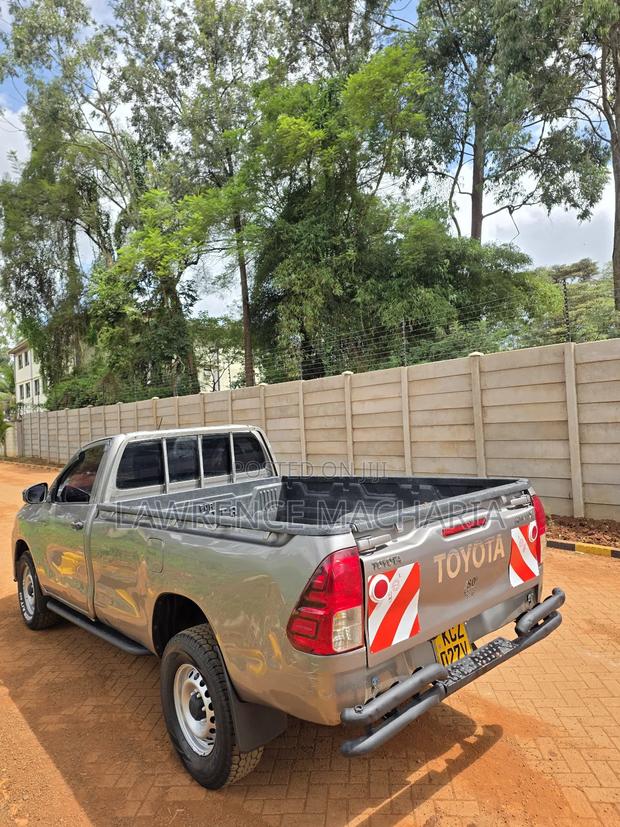 Toyota Hilux 2.4 Diesel 2020 Gold