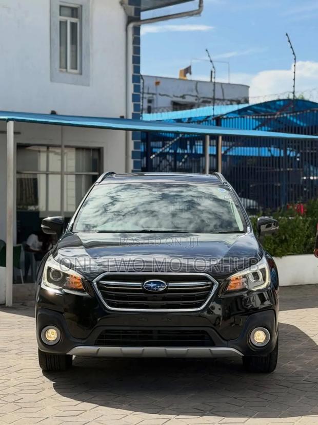 Subaru Outback 2019 Black