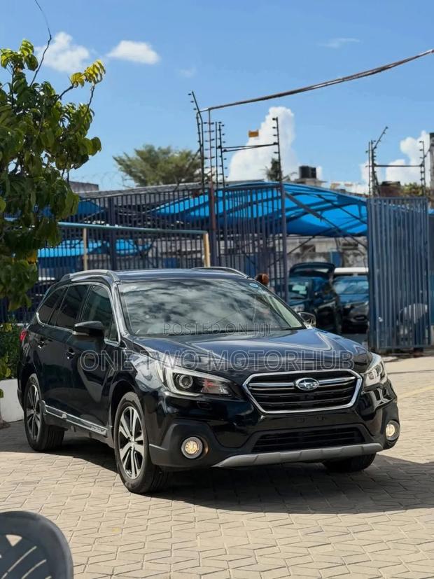 Subaru Outback 2019 Black