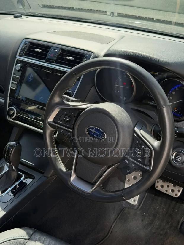 Subaru Outback 2019 Black