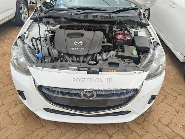 Mazda Demio 2018 White