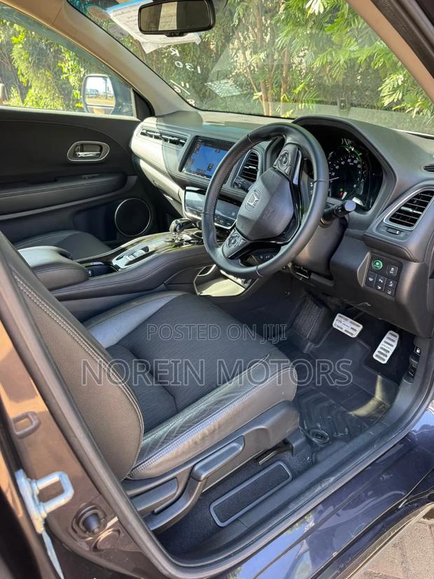 Honda Vezel 2018 Green