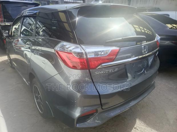 Honda Fit Shuttle 2019 Gray