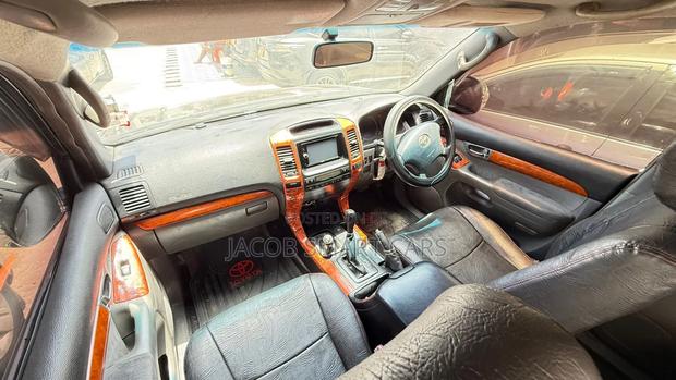 Toyota Land Cruiser Prado 2005 Black