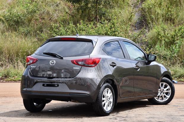 Mazda 2 2020 Gray