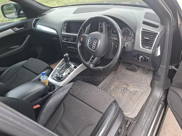 Audi Q5 2011 Black