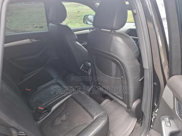 Audi Q5 2011 Black