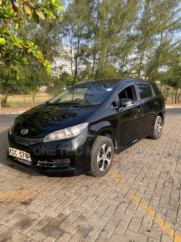 Toyota Wish 2014 Black