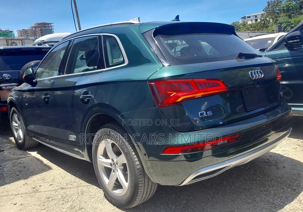 Audi Q5 2.0T Premium AWD quattro 2018 Green